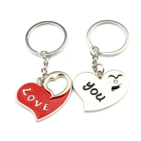 Love You Hearts Engraved Silver Metal Couple Keyrings Lovers Puzzle Key Chains Novelty Gift Present