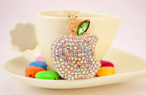 Sparkling Crystal Diamante Rhinestone Apple Fruit Shape Bag Charms Handbag Pendant Keyring Key Chain