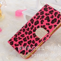 Leopard Skin Pattern Red iPhone 5 5S Phone Case