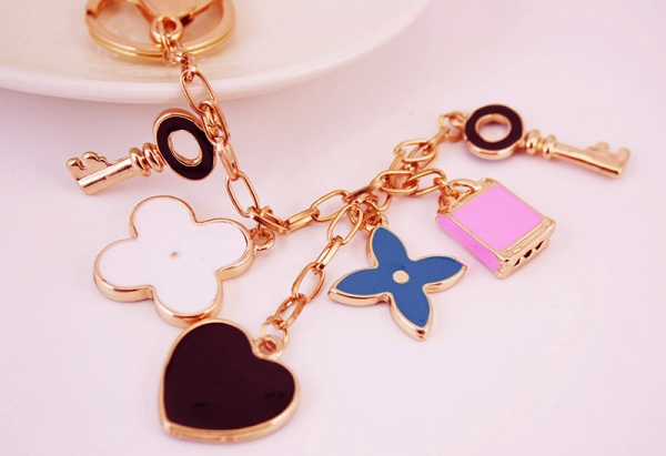 Love Heart Clover Flower Lock And Key Bag Charms Handbag Keyrings Pendant